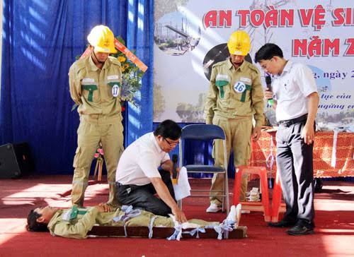 Tập huấn an toàn lao động cho cán bộ Công đoàn - Báo Người Lao Động